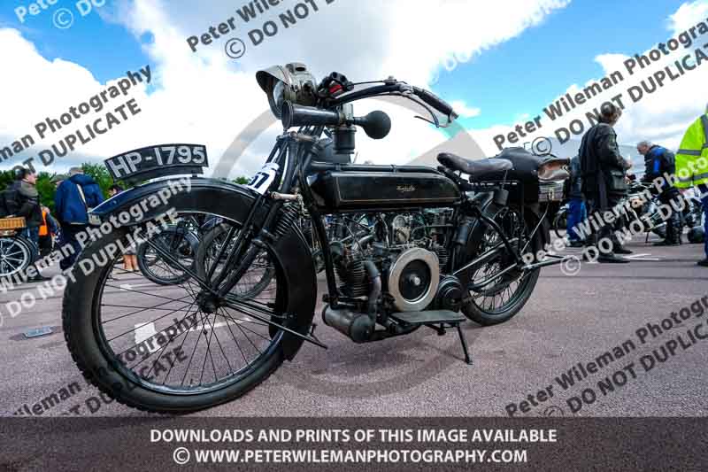 Vintage motorcycle club;eventdigitalimages;no limits trackdays;peter wileman photography;vintage motocycles;vmcc banbury run photographs